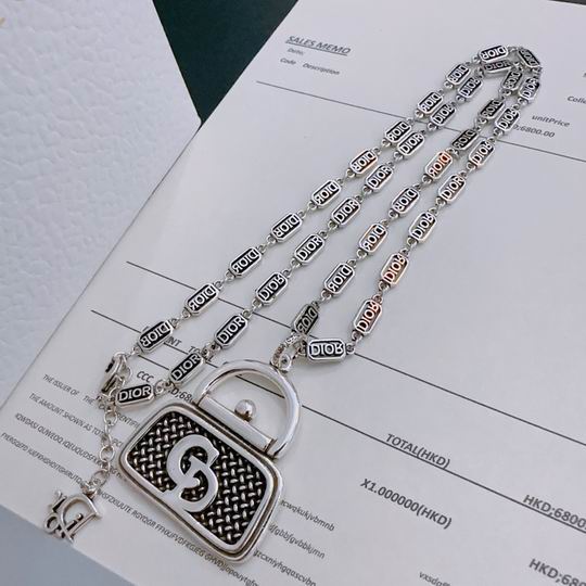 Dior Necklace 11lyh74